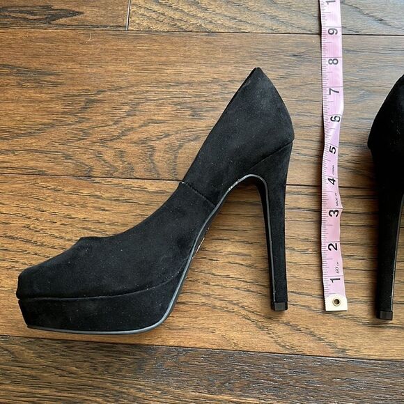 BEBE like new Black faux suede black heels - Picture 3 of 12